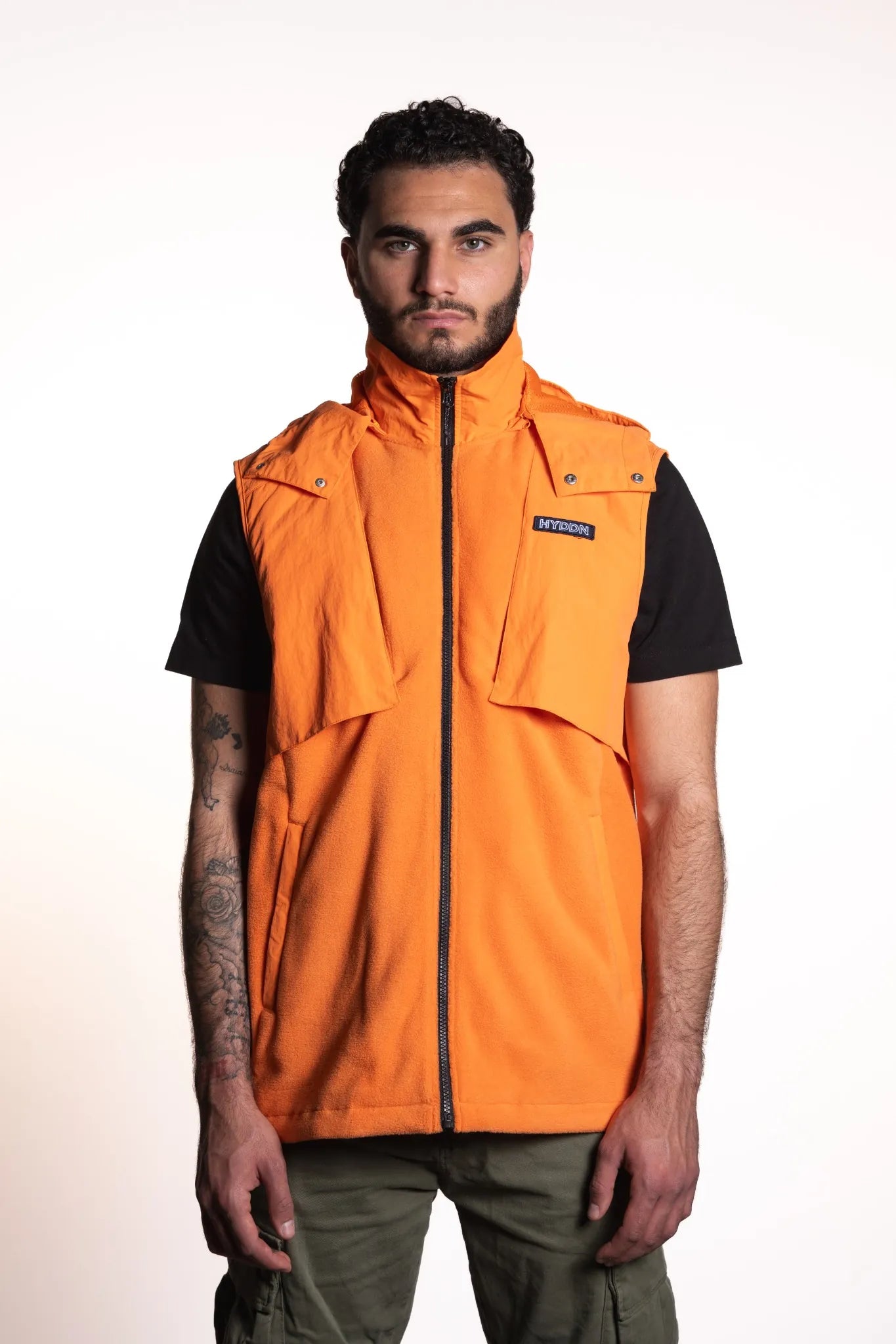 VEST004